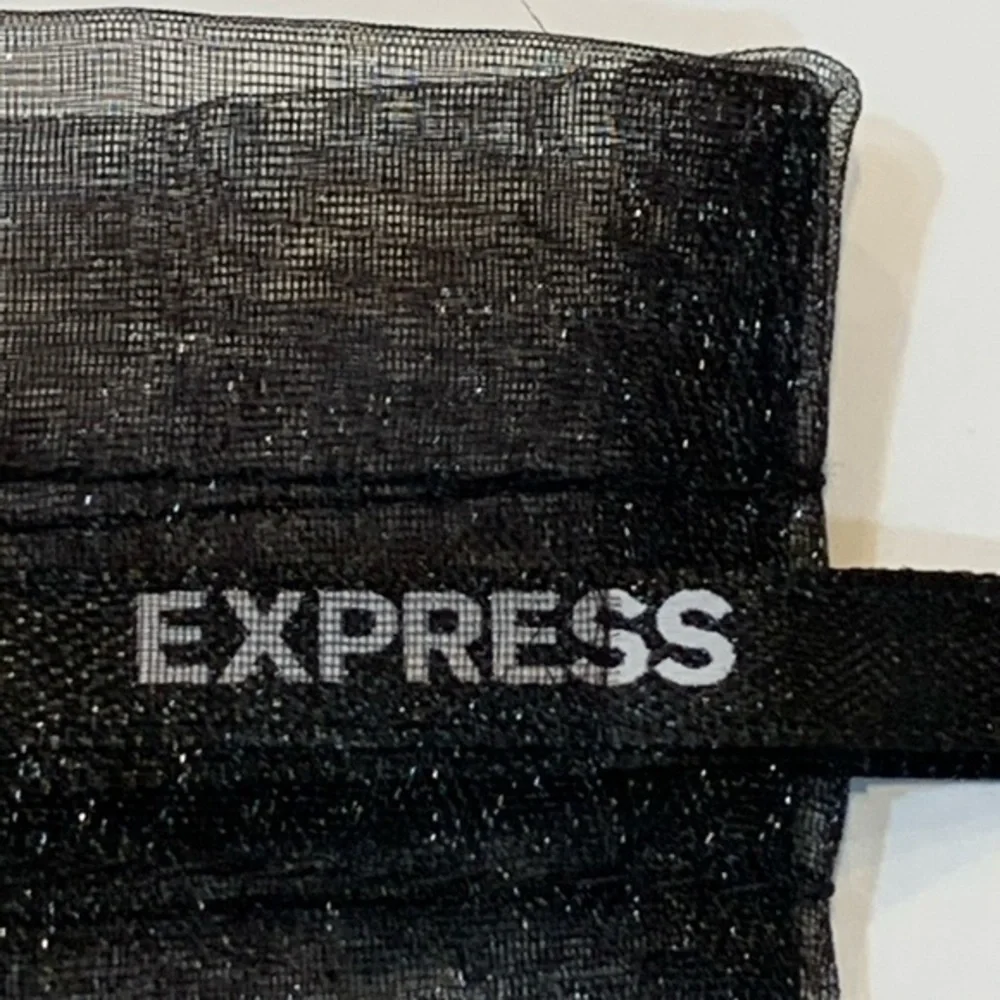 Express chunky geometric statement necklace w/ bag